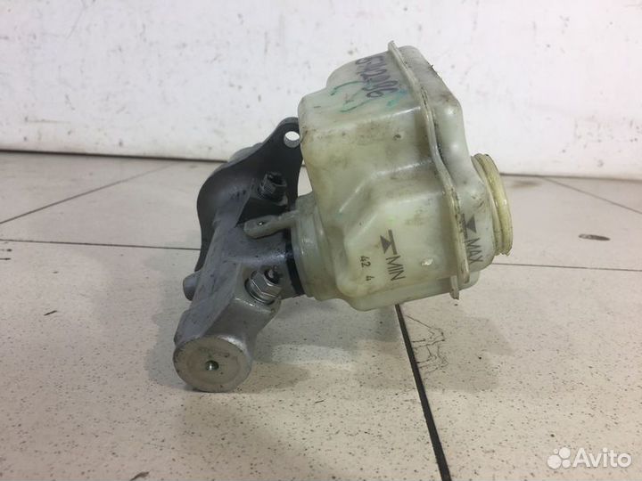 Цилиндр тормозной главный