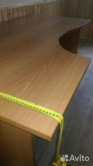 Стол письменный / компьютерный