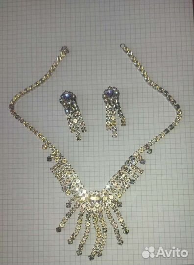 Колье и клипсы Чехословакия.Времен СССР