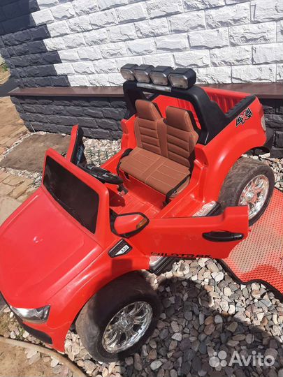 Детский электромобиль бу