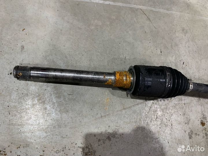 Привод передний правый Mercedes-Benz R-Class W251