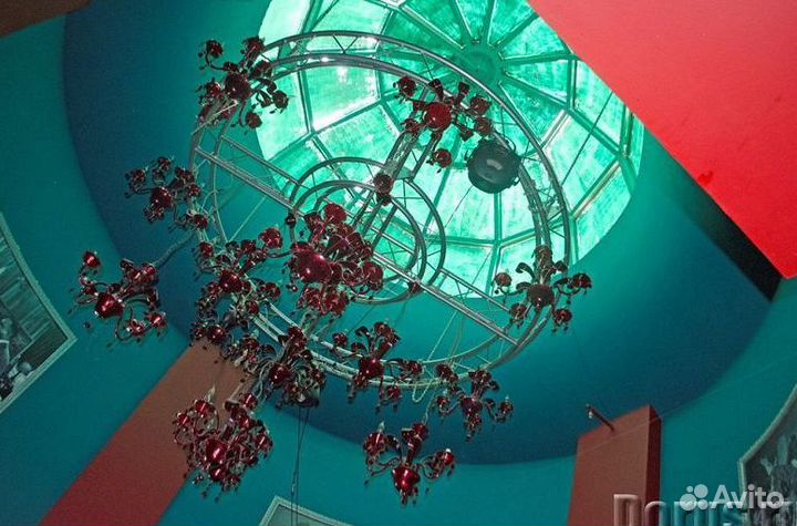 Стеклянный купол