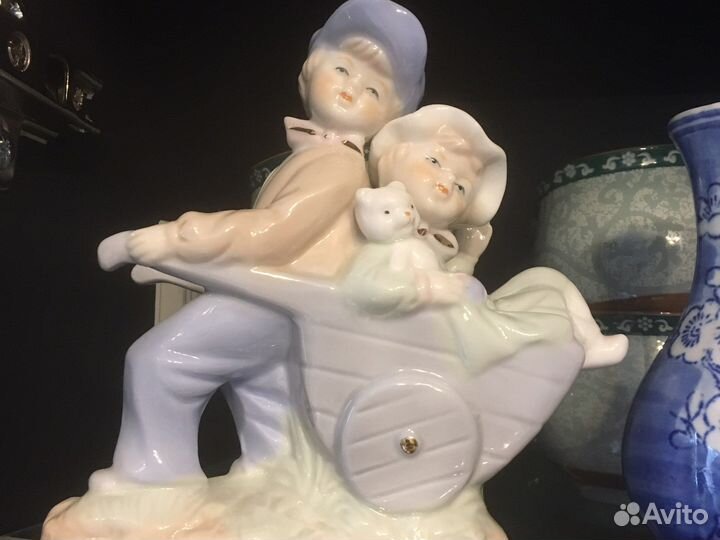 Фигурки,вазы,фужеры