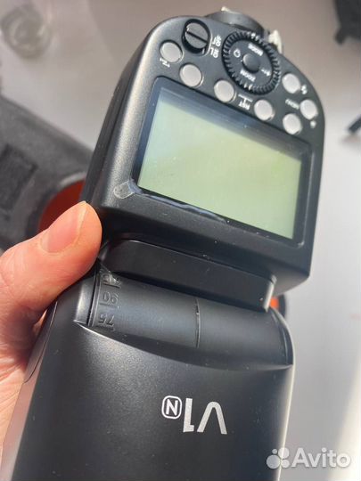 Godox V1N вспышка накамерная + комплект насадок