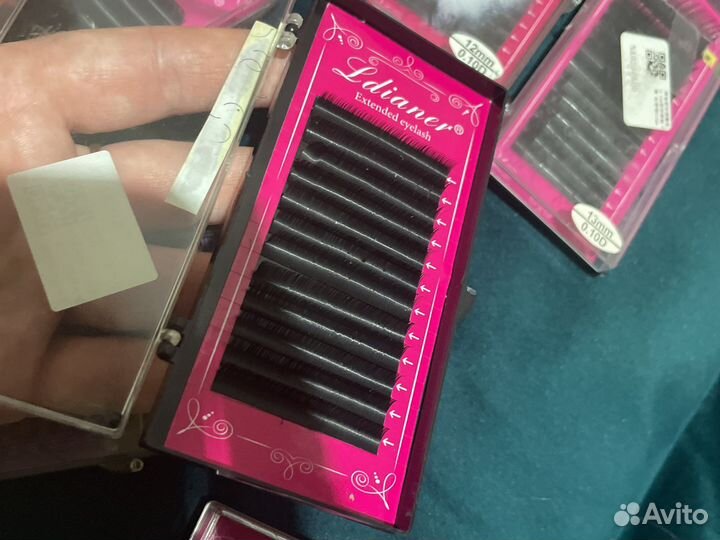 Для наращивания ресниц