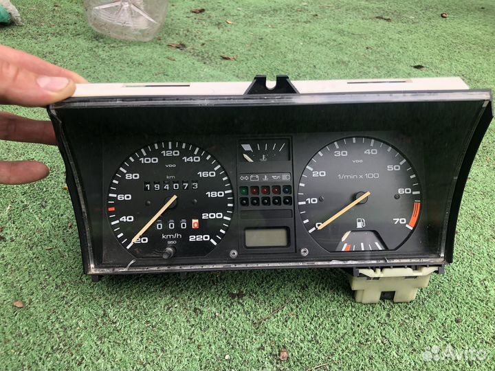 Панель приборов(щиток) гольф 2 vw