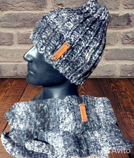 Комплект шапочка-бини И варежки (ручная работа)