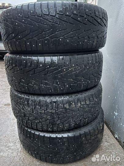 Nokian Tyres Hakkapeliitta 7 SUV 235/60 R18