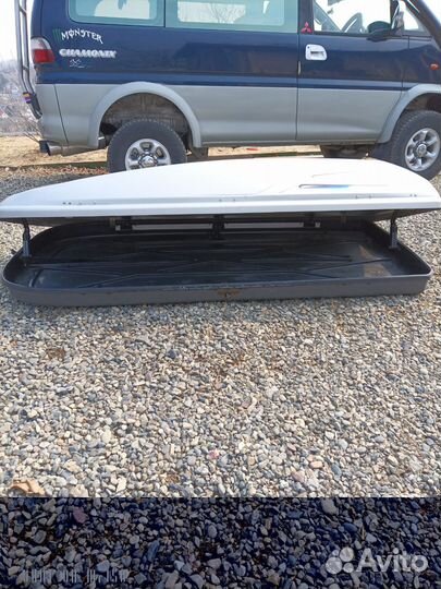 Автомобильный бокс на крышу бу