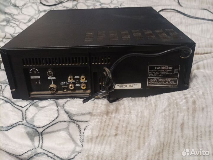 Видеомагнитофон голдстар