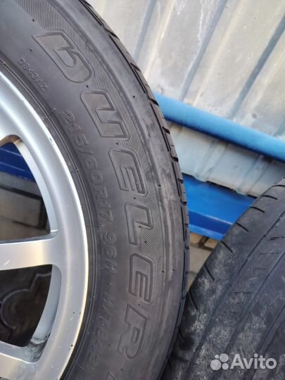 Bridgestone Dueler A/T 215/60 R17