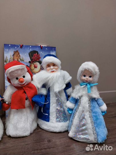 Дед мороз, снегурочка, снеговик