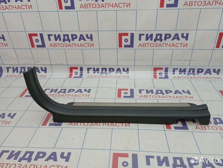 Накладка порога внутренняя передняя правая Hyundai Grandeur (TG) 858813L001WK