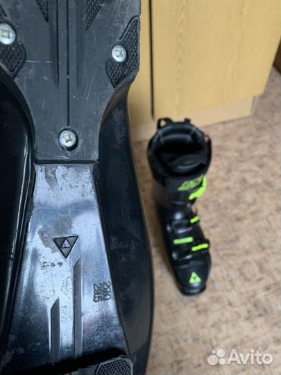 Горнолыжные ботинки Fischer RC4 Curv 120 VFF