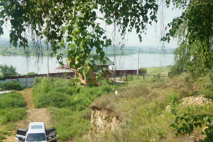 Дача 20 м² на участке 10 сот.