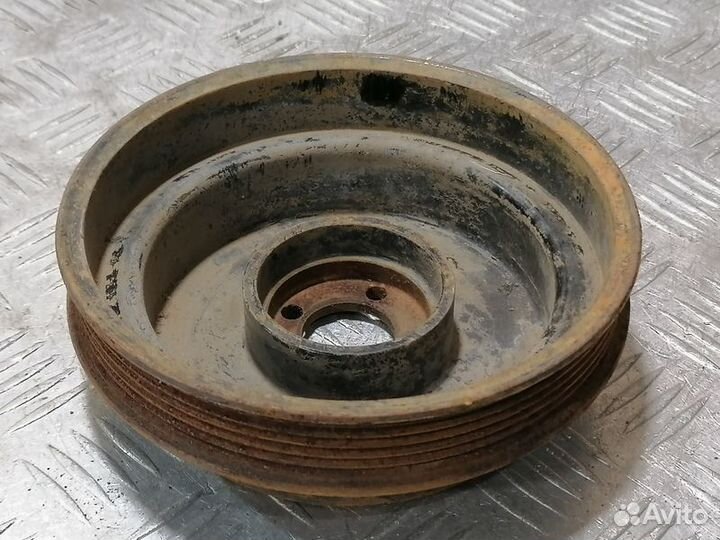 Шкив водяного насоса помпы E 124