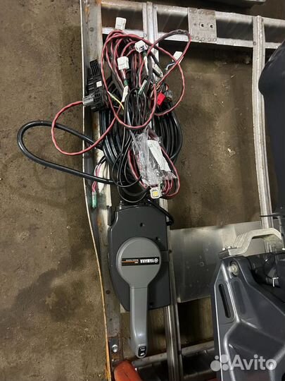 Моторы лодочные ямаха 150 и Сузуки 200