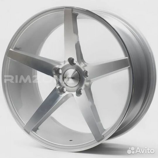 Литой диск в стиле vossen R16 4x100