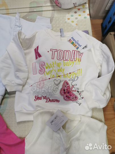 Новая одежда р. 104 для девочки, двойни близнецов