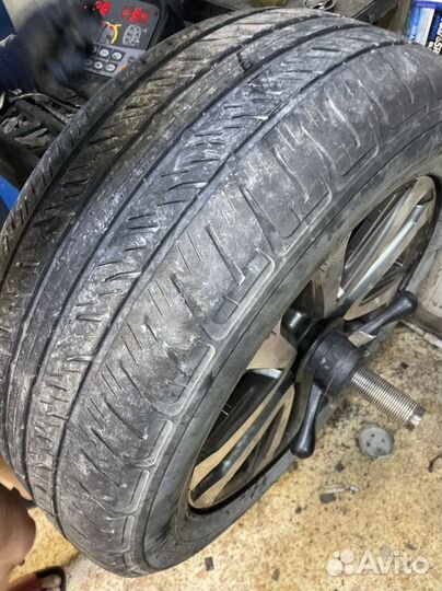 Dunlop Grandtrek AT2 285/50 R20