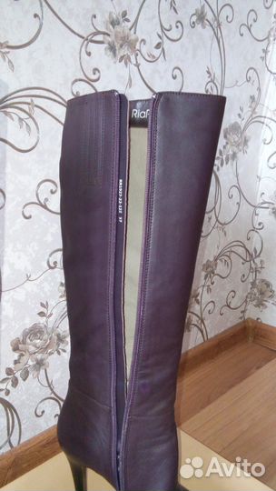 Продам осенне-весенние сапоги