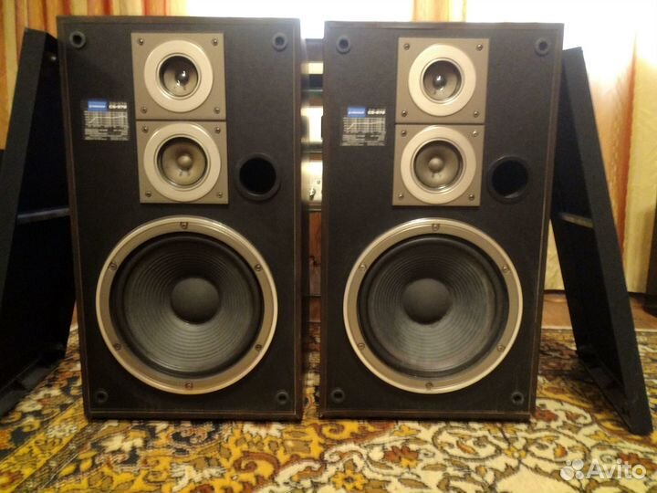 Акустические колонки pioneer cs 979.Напольные,винт
