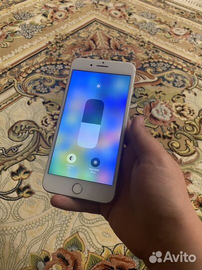 iPhone 8 Plus, 64 ГБ