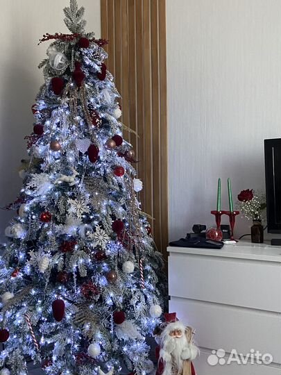 Продам красивую елку 2,1