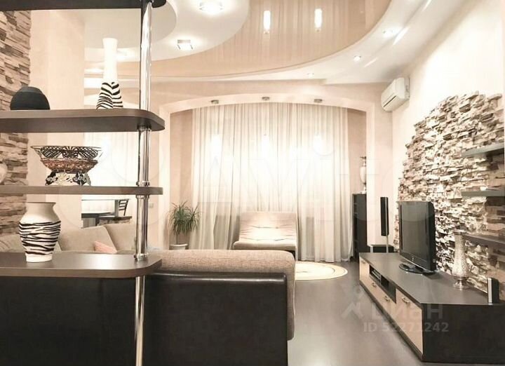 3-к. квартира, 110 м², 2/9 эт.