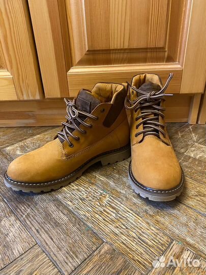 Ботинки женские зимние натуральный нубук