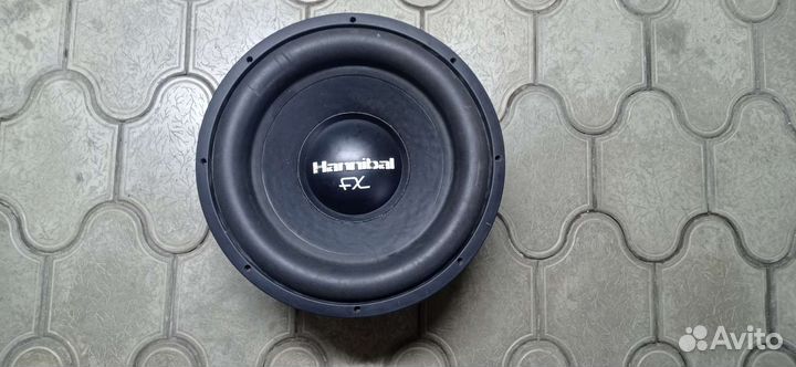 Сабвуфер FX38