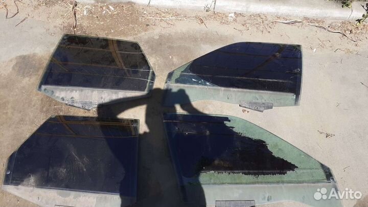 Стекла ауди 80