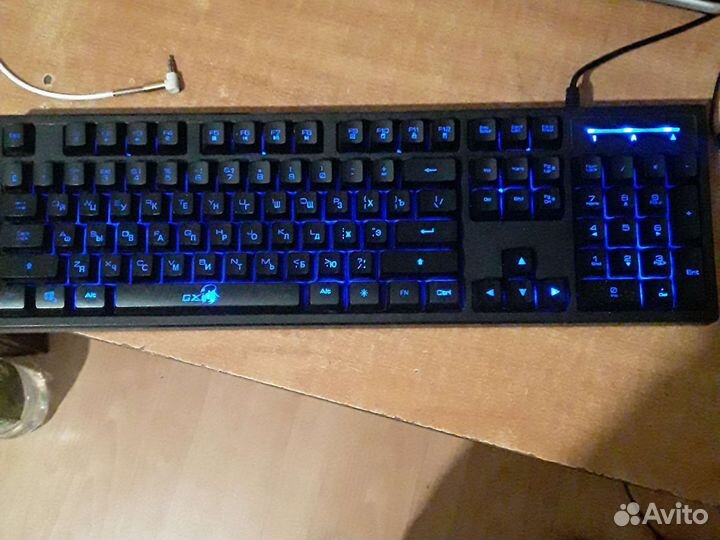 Игровая клавиатура с подсветкой