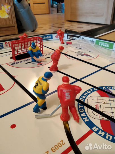 В доставке едет К покупателю настольные игры