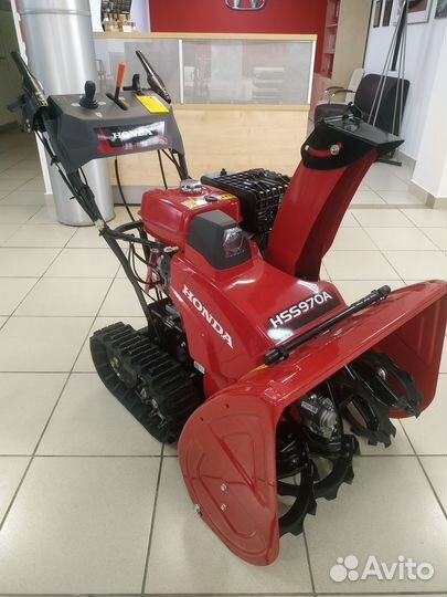 Снегоуборщик Honda HSS 970AET