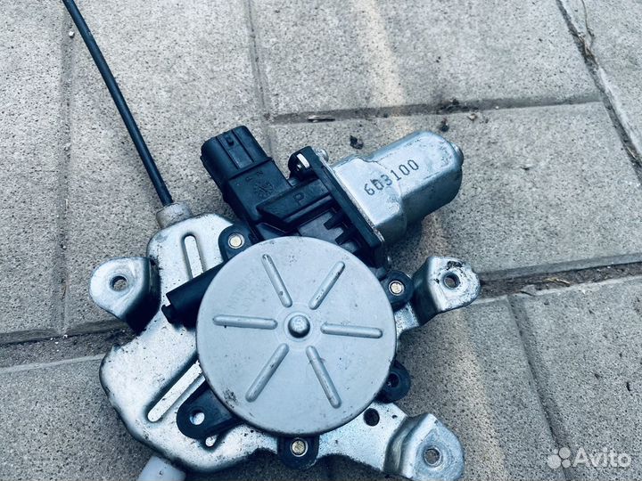 Электро стеклоподъемник Mitsubishi Lancer 9