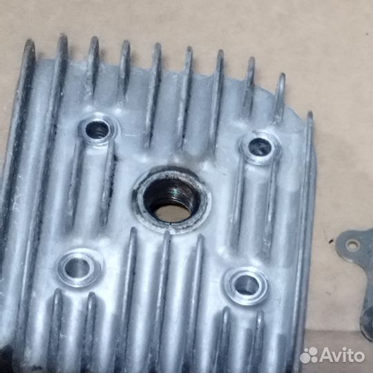 Головка цилиндра Suzuki lets New 2