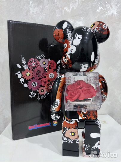 Фигурка bearbrick Flora