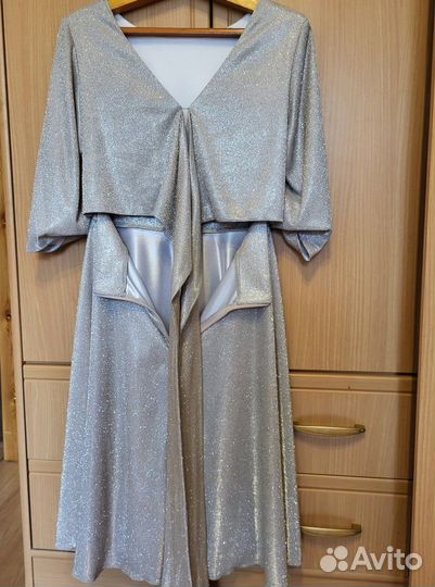 Платье вечернее