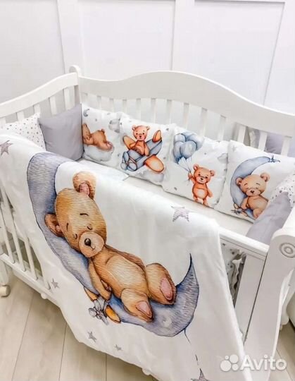 Комплект бортиков в детскую кроватку