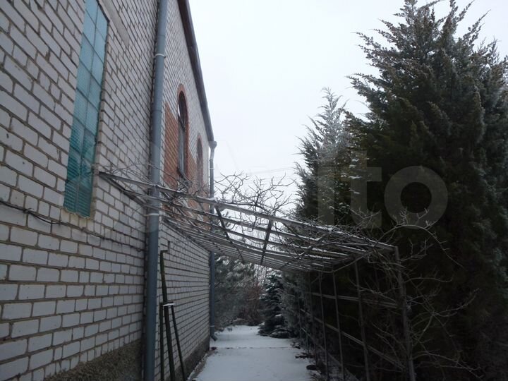 Коттедж 510 м² на участке 13,7 сот.