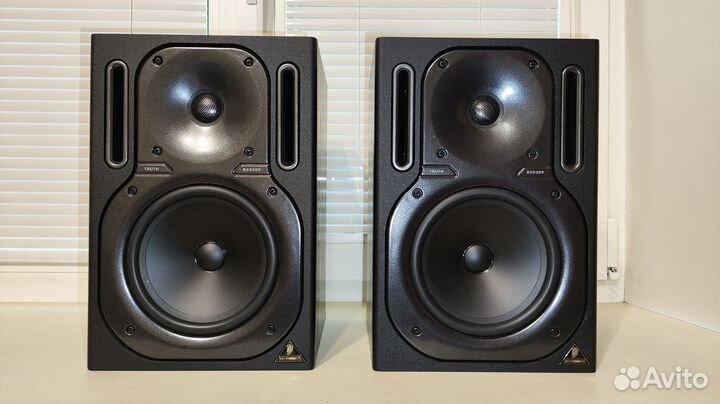 Пассивные мониторы Behringer B2030P