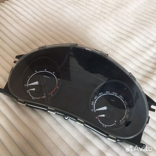 Приборная панель приора