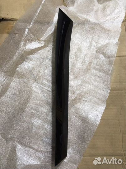 Декоративная планка на BMW E83 LCI