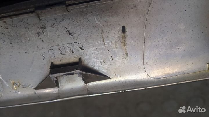 Решетка радиатора Suzuki Grand Vitara, 2008