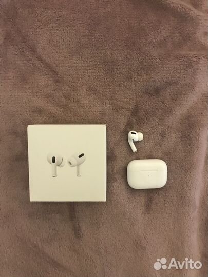 Кейс от наушников airpods pro