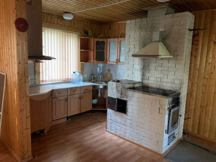 Дом 275 м² на участке 22,5 сот.