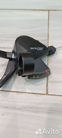 Велозапчасти (переключатели,манетки, и тп)