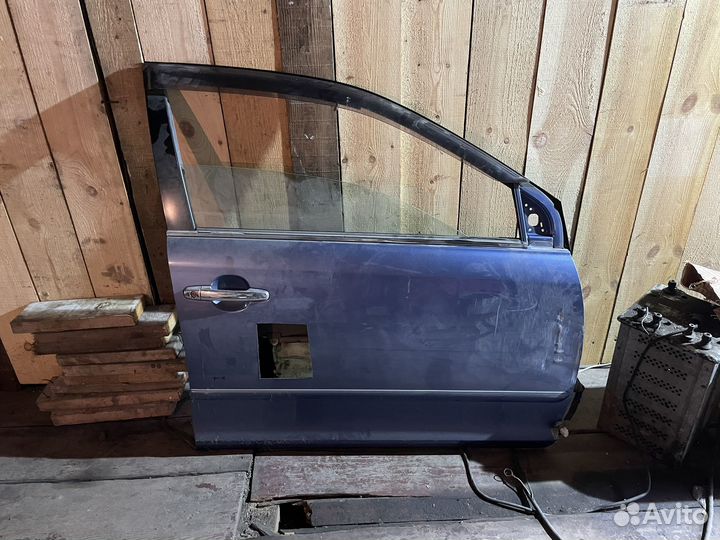 Дверь правая