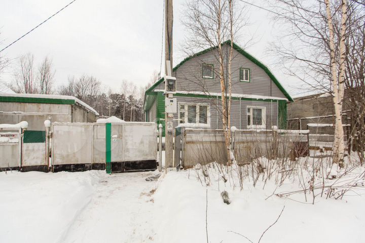 Дом 158,1 м² на участке 9,8 сот.